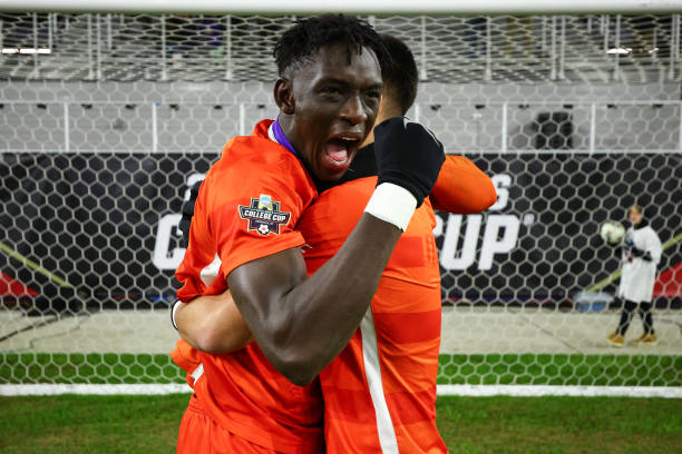 里的执教理 里的执教理