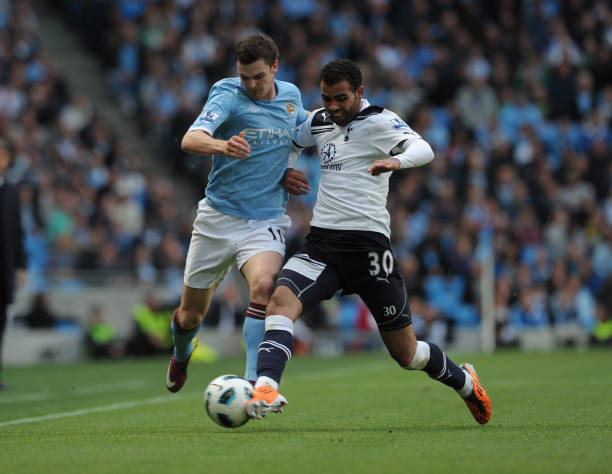 自去年在香 自去年在香