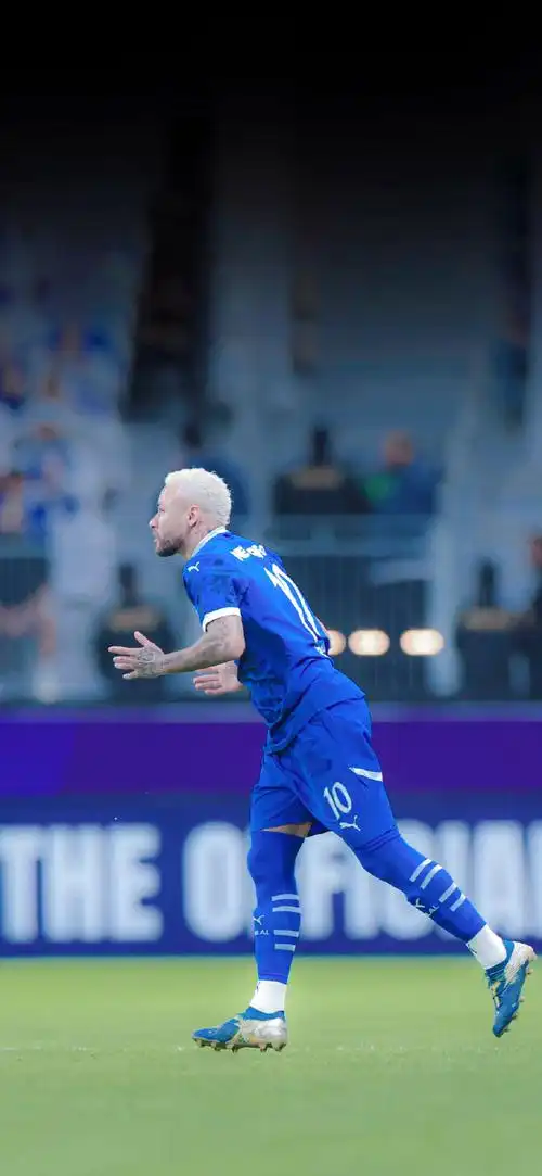 凭借快速反 凭借快速反